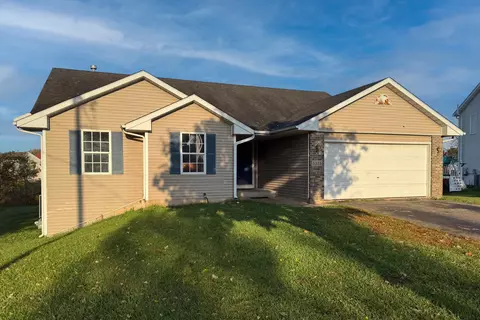 5225 Grand Cape Rd, Rockford, IL 61109