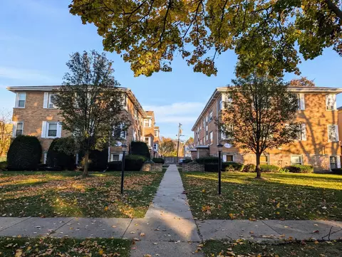 1535 William St #1E, River Forest, IL 60305