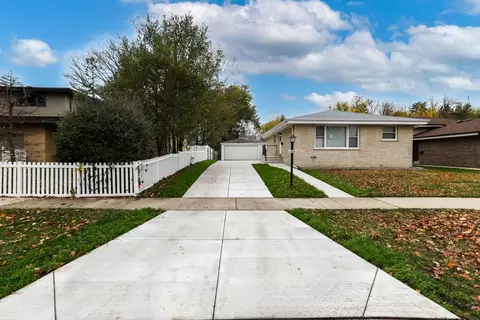 348 Elk Blvd, Des Plaines, IL 60016 photo 1