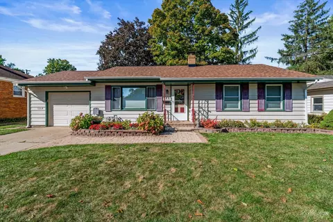 546 N Alfred Ave, Elgin, IL 60123