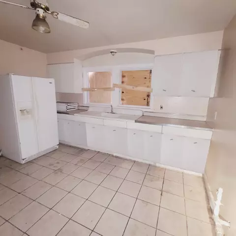 Kitchen - 5639 S Artesian Ave, Chicago, IL 60629 photo 2 of 2