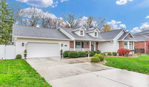 168 S Hillcrest Blvd, Decatur, IL 62522