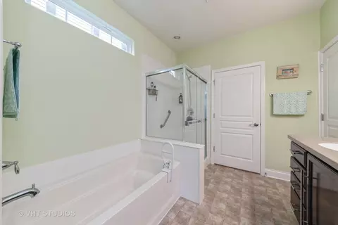 850 Cascade Falls Dr, Elgin, IL 60124 photo 26