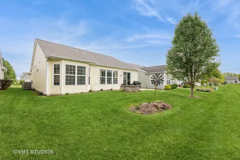 850 Cascade Falls Dr, Elgin, IL 60124 photo 34