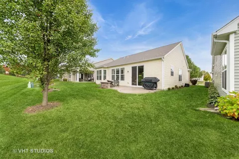 850 Cascade Falls Dr, Elgin, IL 60124 photo 36