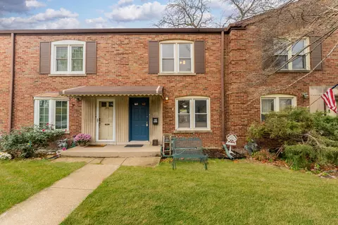 2926 Desplaines Ave, North Riverside, IL 60546