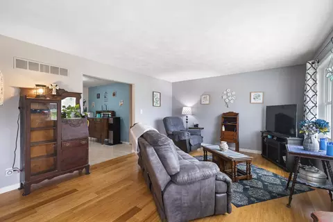 831 Sutton Pl, Freeport, IL 61032 photo 15