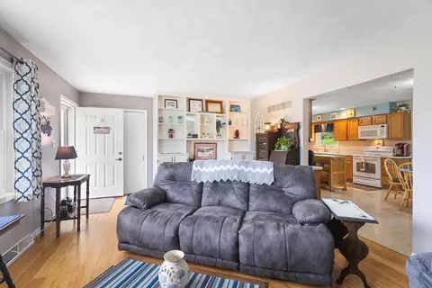 831 Sutton Pl, Freeport, IL 61032 photo 13