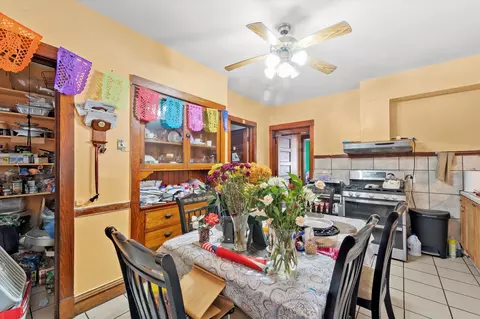 2425 W 46th Pl, Chicago, IL 60632 photo 9