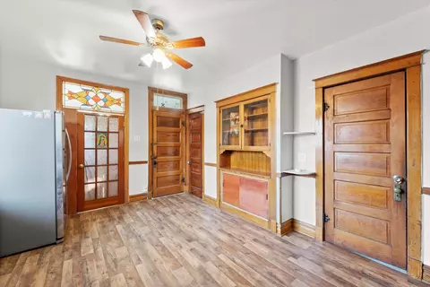 2425 W 46th Pl, Chicago, IL 60632 photo 16
