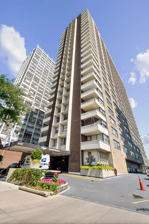 6157 N Sheridan Rd #2Q, Chicago, IL 60660
