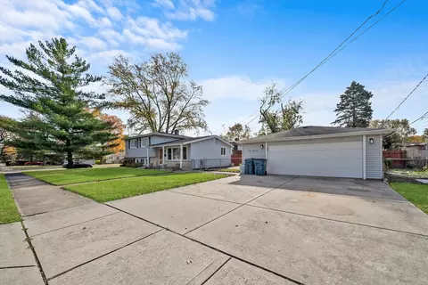 Exterior - 117 E Armitage Ave, Addison, IL 60101 photo 3 of 3