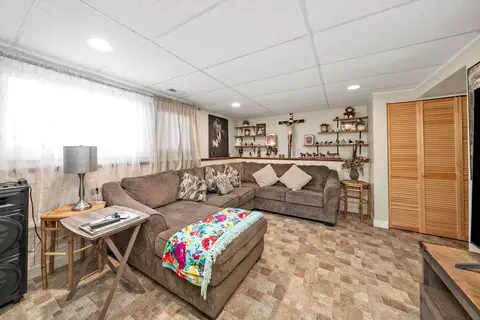 Living - 117 E Armitage Ave, Addison, IL 60101 photo 1 of 1