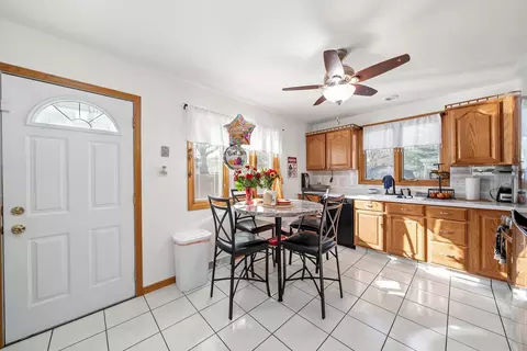 Entry Way - 117 E Armitage Ave, Addison, IL 60101 photo 1 of 1