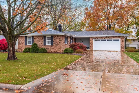 209 Riss Dr, Normal, IL 61761