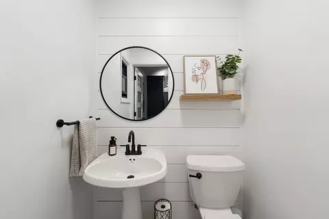 Bath - 222 Wille Ave, Wheeling, IL 60090 photo 1 of 2