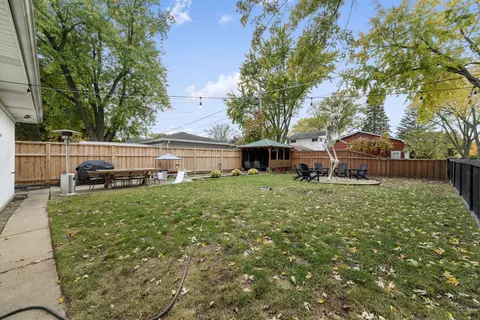 Exterior - 222 Wille Ave, Wheeling, IL 60090 photo 4 of 6
