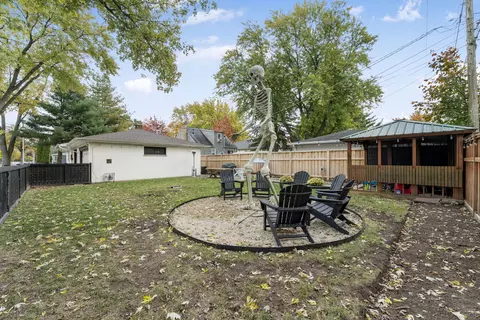Exterior - 222 Wille Ave, Wheeling, IL 60090 photo 5 of 6