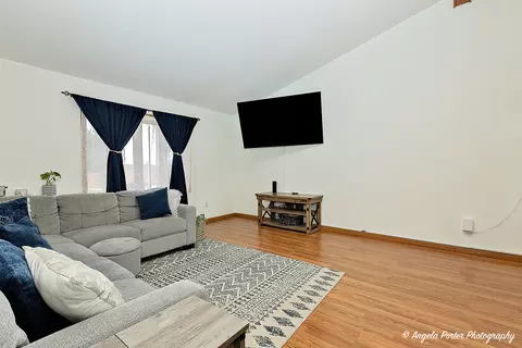 Living - 210 Highbridge Trl, Mchenry, IL 60050 photo 2 of 2