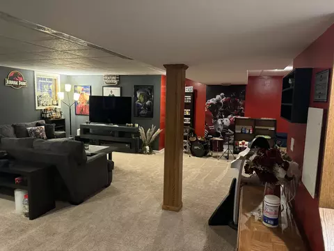 Other - 535 Shagbark Dr, Elgin, IL 60123 photo 6 of 12