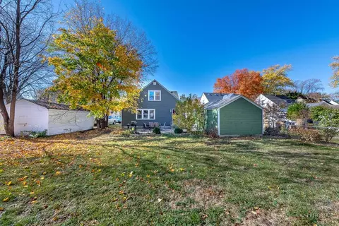 455 Sunset Dr, Elgin, IL 60123 photo 32