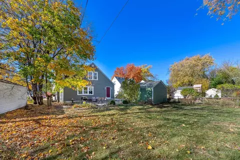 455 Sunset Dr, Elgin, IL 60123 photo 31