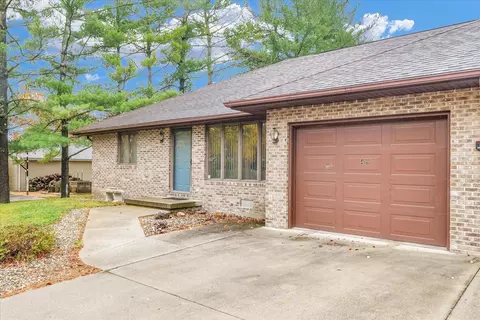 Exterior - 407 Bluff St #407, Sidney, IL 61877 photo 3 of 10