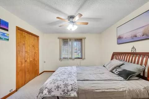 Bedroom - 407 Bluff St #407, Sidney, IL 61877 photo 3 of 6