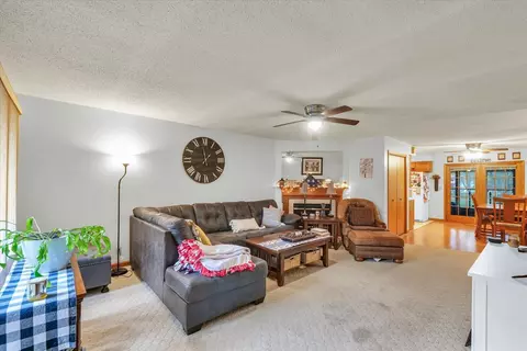 Living - 407 Bluff St #407, Sidney, IL 61877 photo 1 of 2