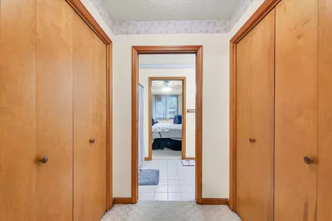 Entry Way - 407 Bluff St #407, Sidney, IL 61877 photo 2 of 2