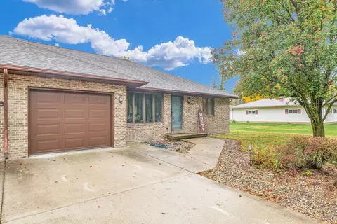 Other - 407 Bluff St #407, Sidney, IL 61877 photo 3 of 10