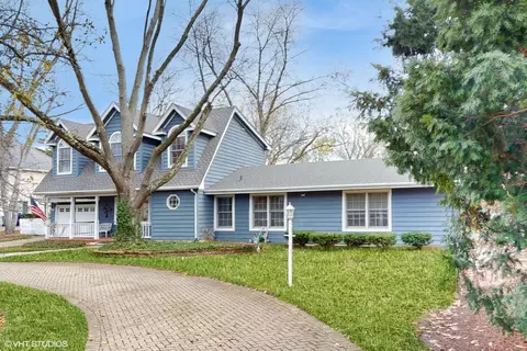 Exterior - 1925 Maple Pl, Riverwoods, IL 60015 photo 4 of 15