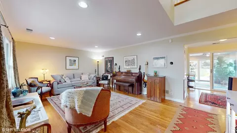 Living - 1925 Maple Pl, Riverwoods, IL 60015 photo 1 of 7