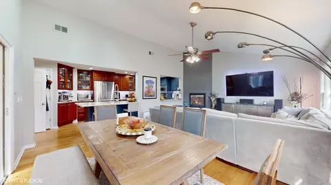 Dining - 1925 Maple Pl, Riverwoods, IL 60015 photo 2 of 6