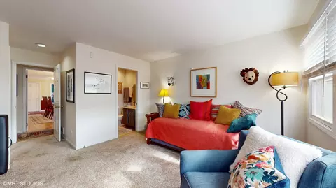 Living - 1925 Maple Pl, Riverwoods, IL 60015 photo 7 of 7