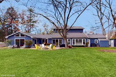 Exterior - 1925 Maple Pl, Riverwoods, IL 60015 photo 11 of 15