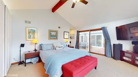 Bedroom - 1925 Maple Pl, Riverwoods, IL 60015 photo 2 of 10