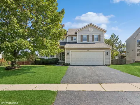 1059 Wrens Gate Way, Mundelein, IL 60060