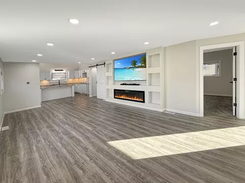 802 S 16th Ave, Freeport, IL 61032 photo 10