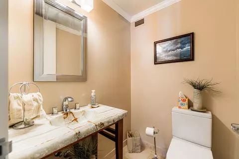 360 E Randolph St #2102, Chicago, IL 60601 photo 16