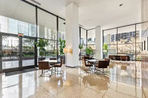 360 E Randolph St #2102, Chicago, IL 60601 photo 28