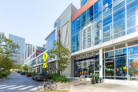 360 E Randolph St #2102, Chicago, IL 60601 photo 38