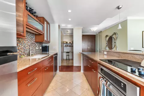 360 E Randolph St #2102, Chicago, IL 60601 photo 6