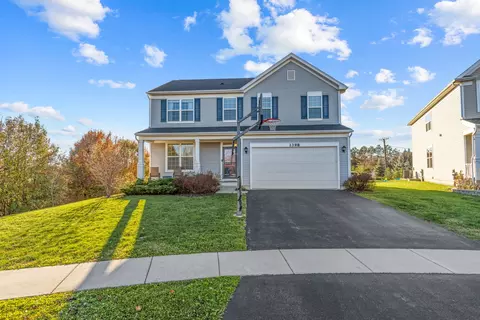 1398 W Courtland St, Mundelein, IL 60060