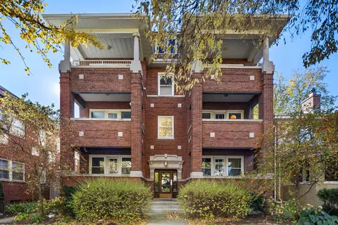 409 Washington Blvd #1E, Oak Park, IL 60302