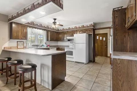 333 E Fremont St, Bement, IL 61813 photo 7