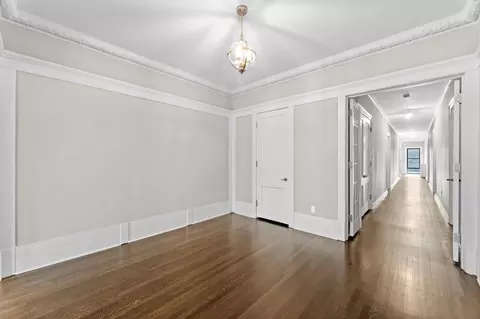 1015 E Hyde Park Blvd #2, Chicago, IL 60615 photo 3