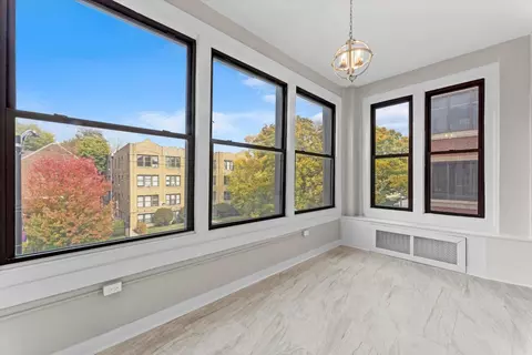 1015 E Hyde Park Blvd #2, Chicago, IL 60615 photo 11
