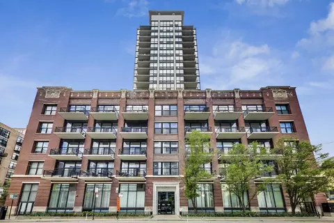 210 S Desplaines St #502, Chicago, IL 60661