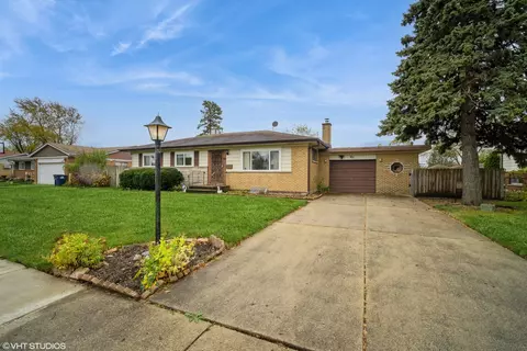 87 W Dempster St, Des Plaines, IL 60016